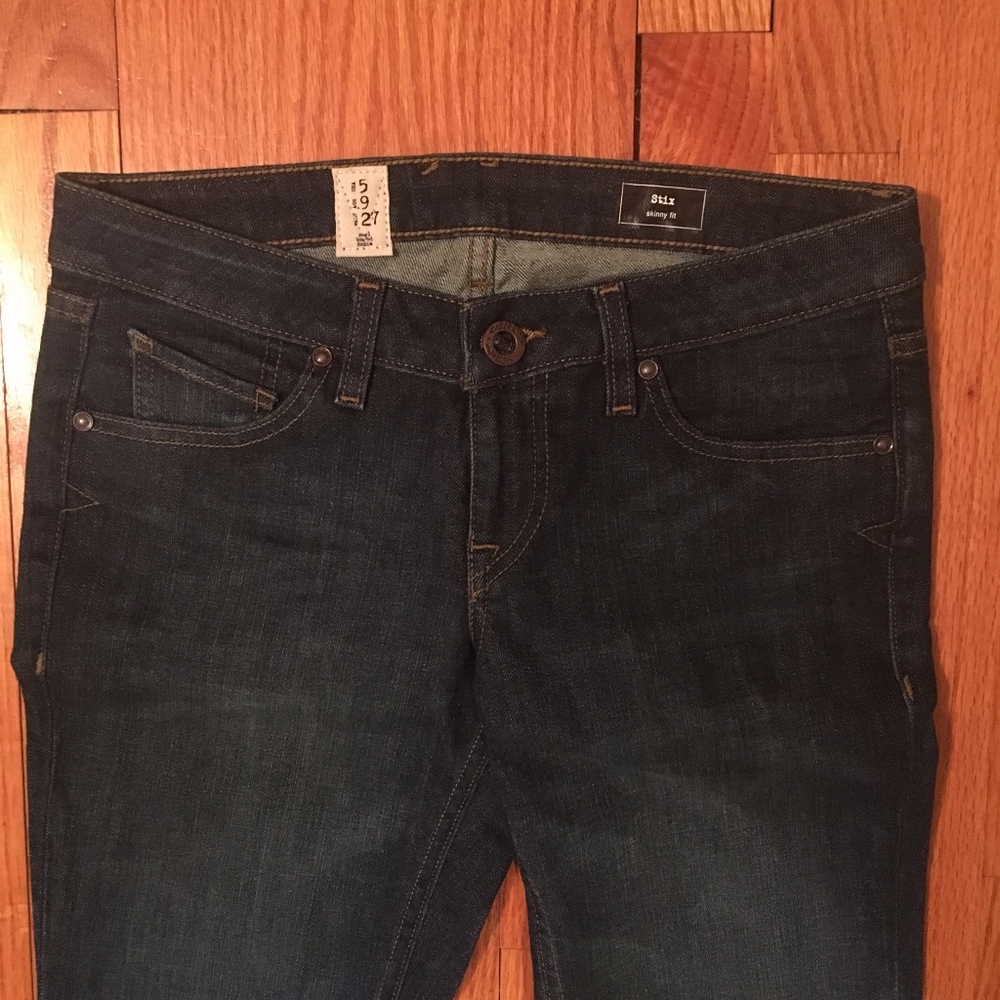 Volcom Jeans - Picture 2 of 7